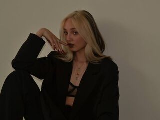 LillyLord's Blonde live cam girls Profile Image