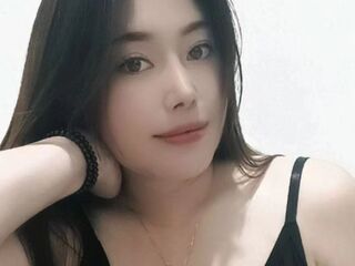 Ravenliiy's Perform on live cam Profile Image